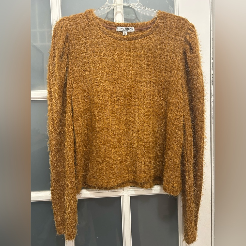 NEW! Love Trend Golden Brown Eyelash Fringe Puff Sleeve Sweater Size Large
